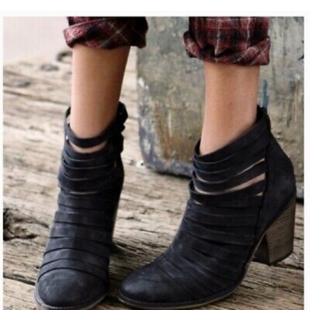 Free people- women’s strappy heeled booties